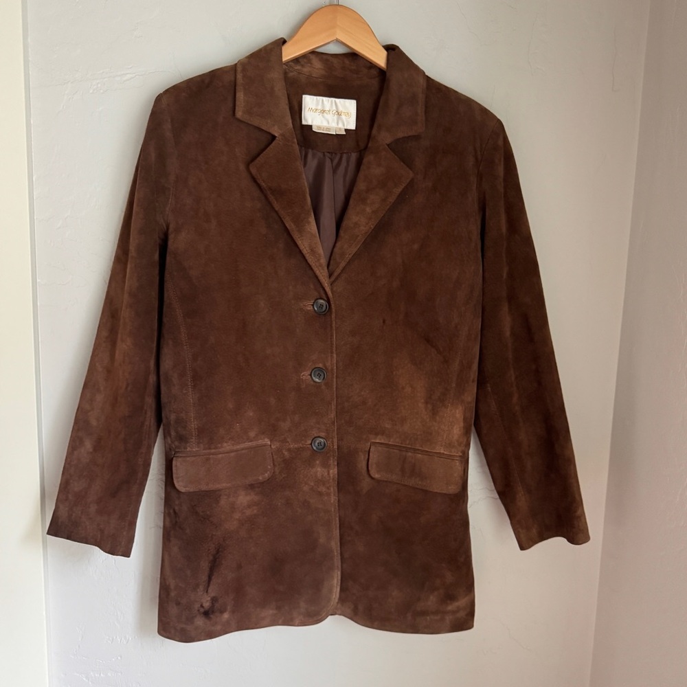 Margaret Godfrey Brown Garment - Picture 12 of 13